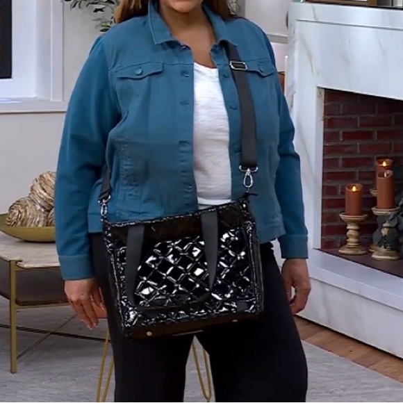 IHKWIP Quilted Carry Your Confidence Anti-Theft Tote Patent Black NWT - Picture 14 of 15